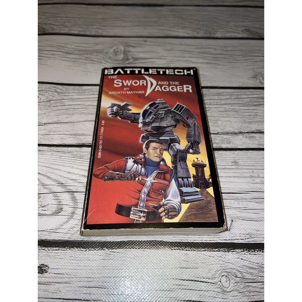 Battletech: THE SWORD AND THE DAGGER Paperback Book 1st Print Ardath Mayhar FASA